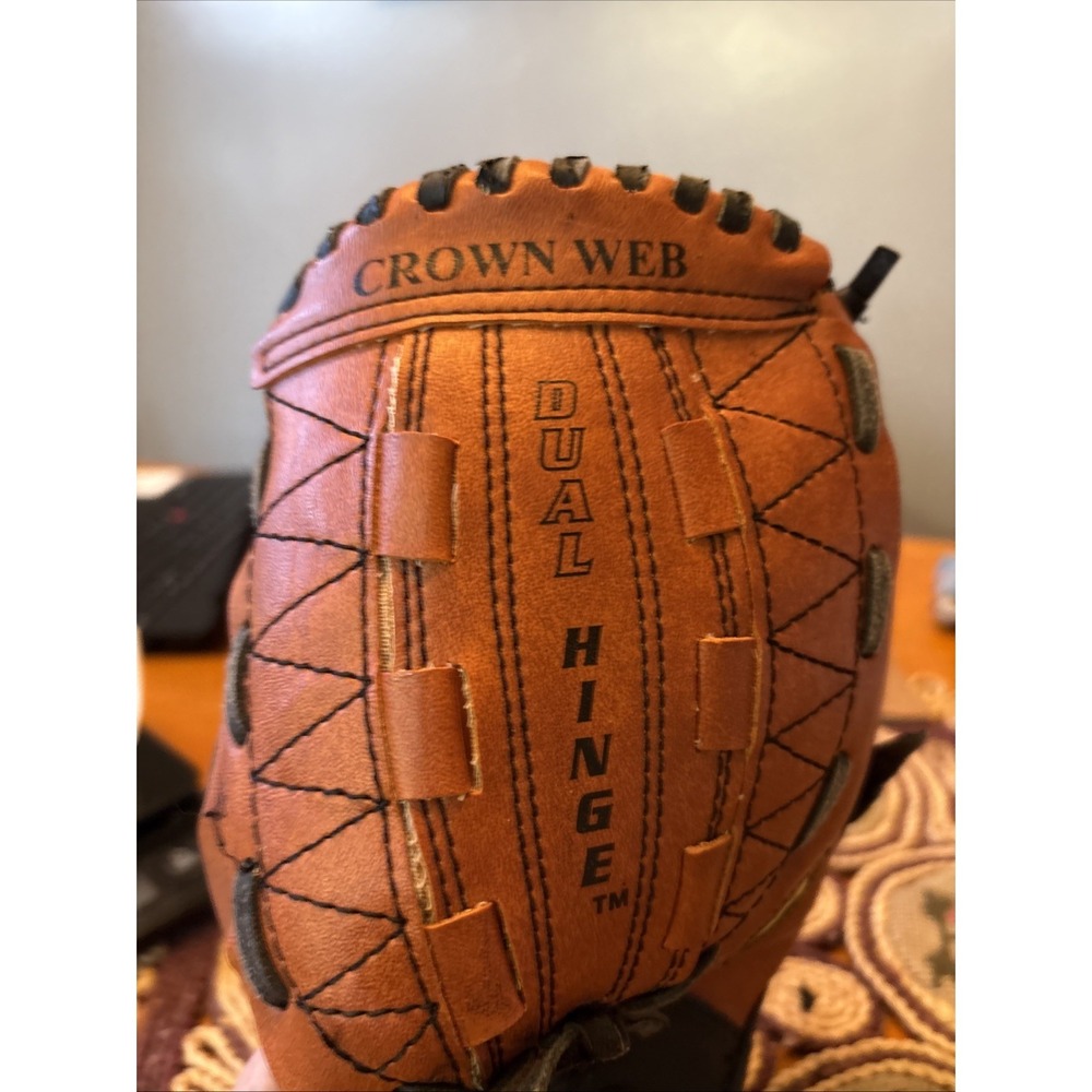 Wilson Advisory Staff Kerry Wood MLB Custom Fit Glove A2457 11.5'' RHT